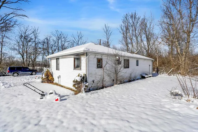 $1 | 6877 East Tiny Tot Lane, Mooresville, IN 46158