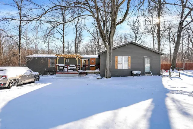 $1 | 6877 East Tiny Tot Lane, Mooresville, IN 46158