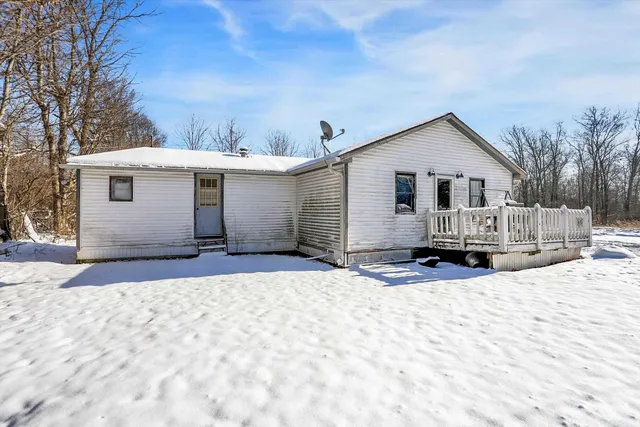 $1 | 6877 East Tiny Tot Lane, Mooresville, IN 46158