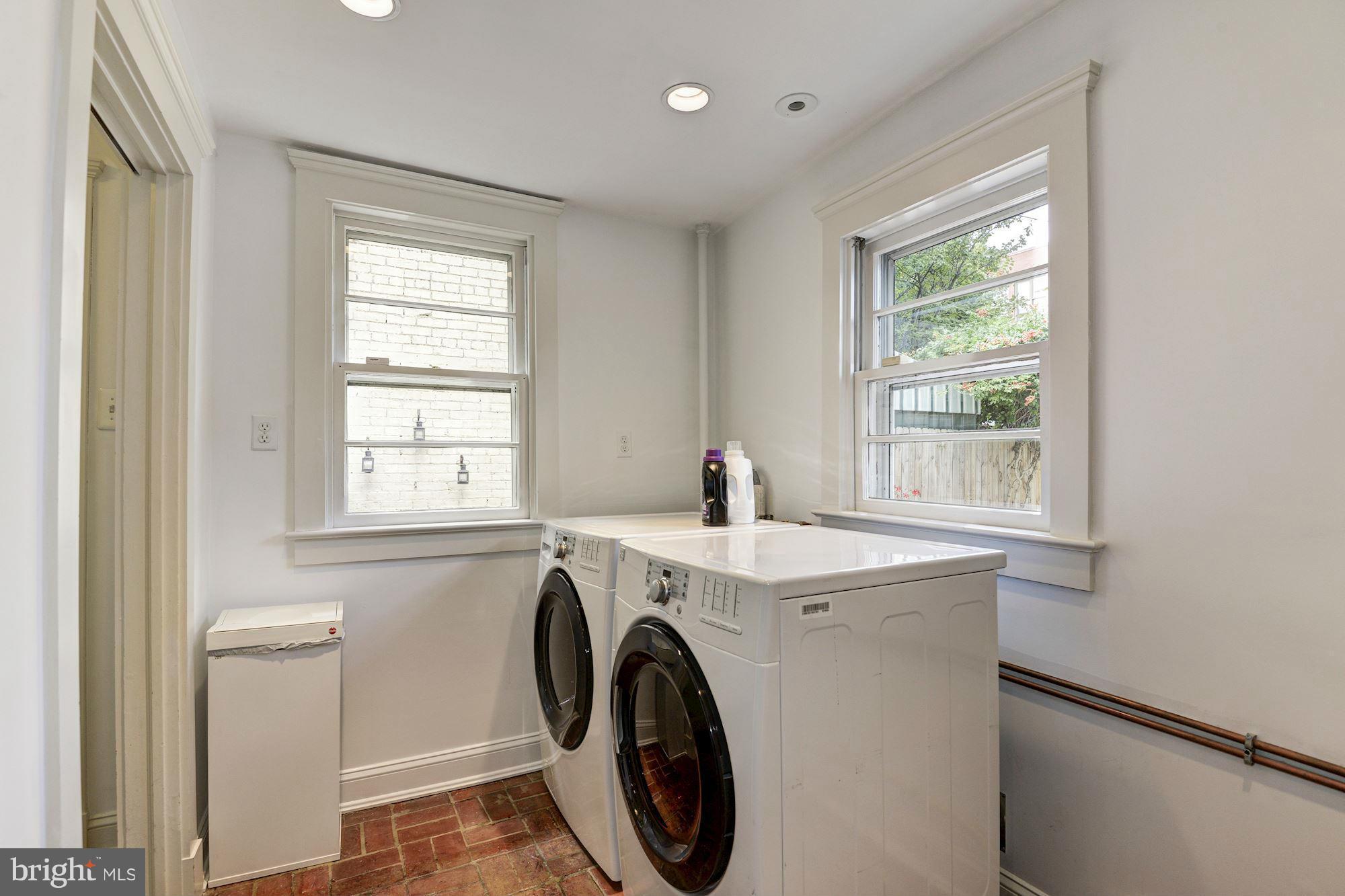 231 8th Street Southeast Washington, DC 20003 - Photo 12 of 27 Butler's Pantry and Laundry