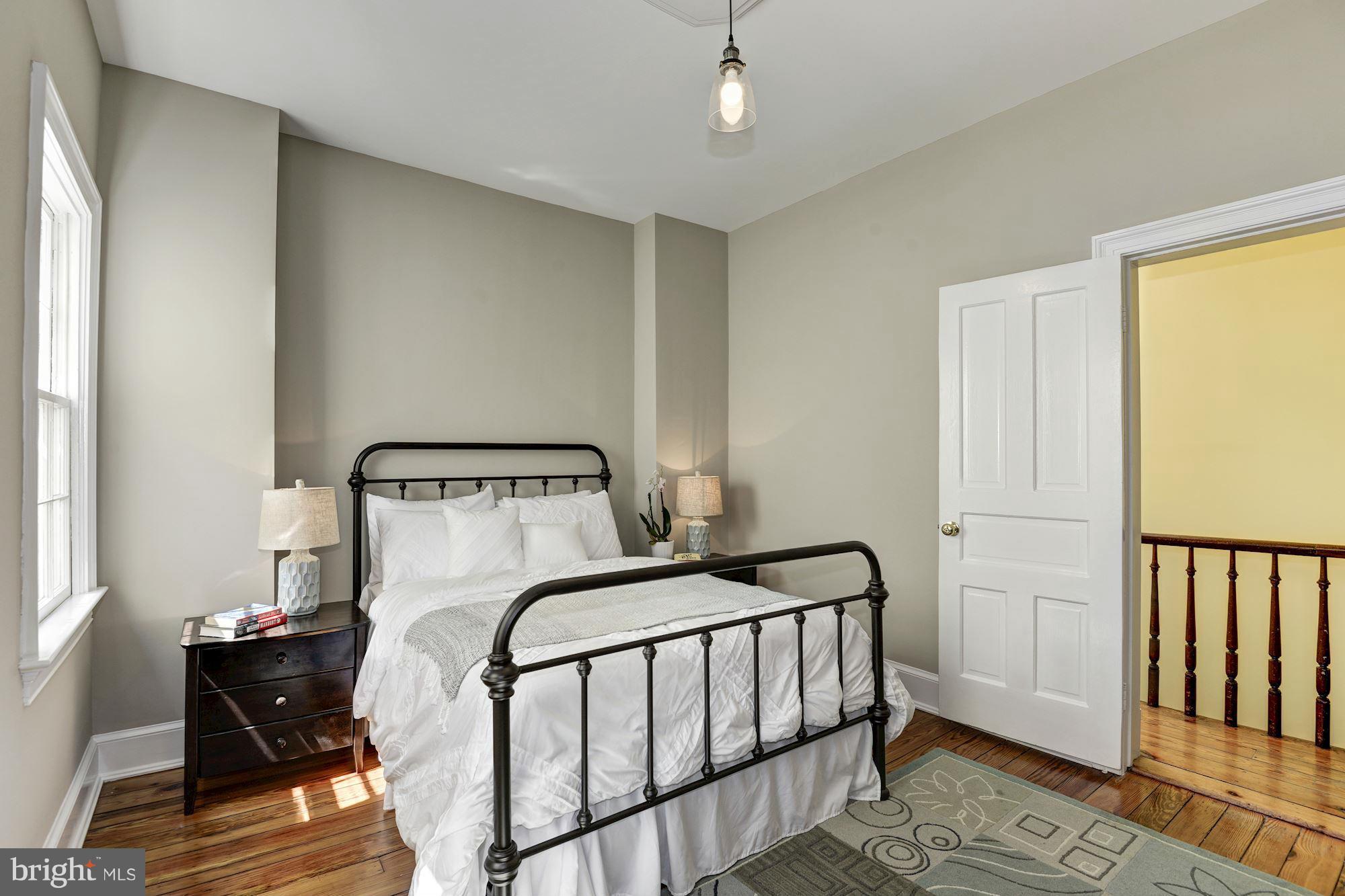 231 8th Street Southeast Washington, DC 20003 - Photo 20 of 27 Bedroom 3