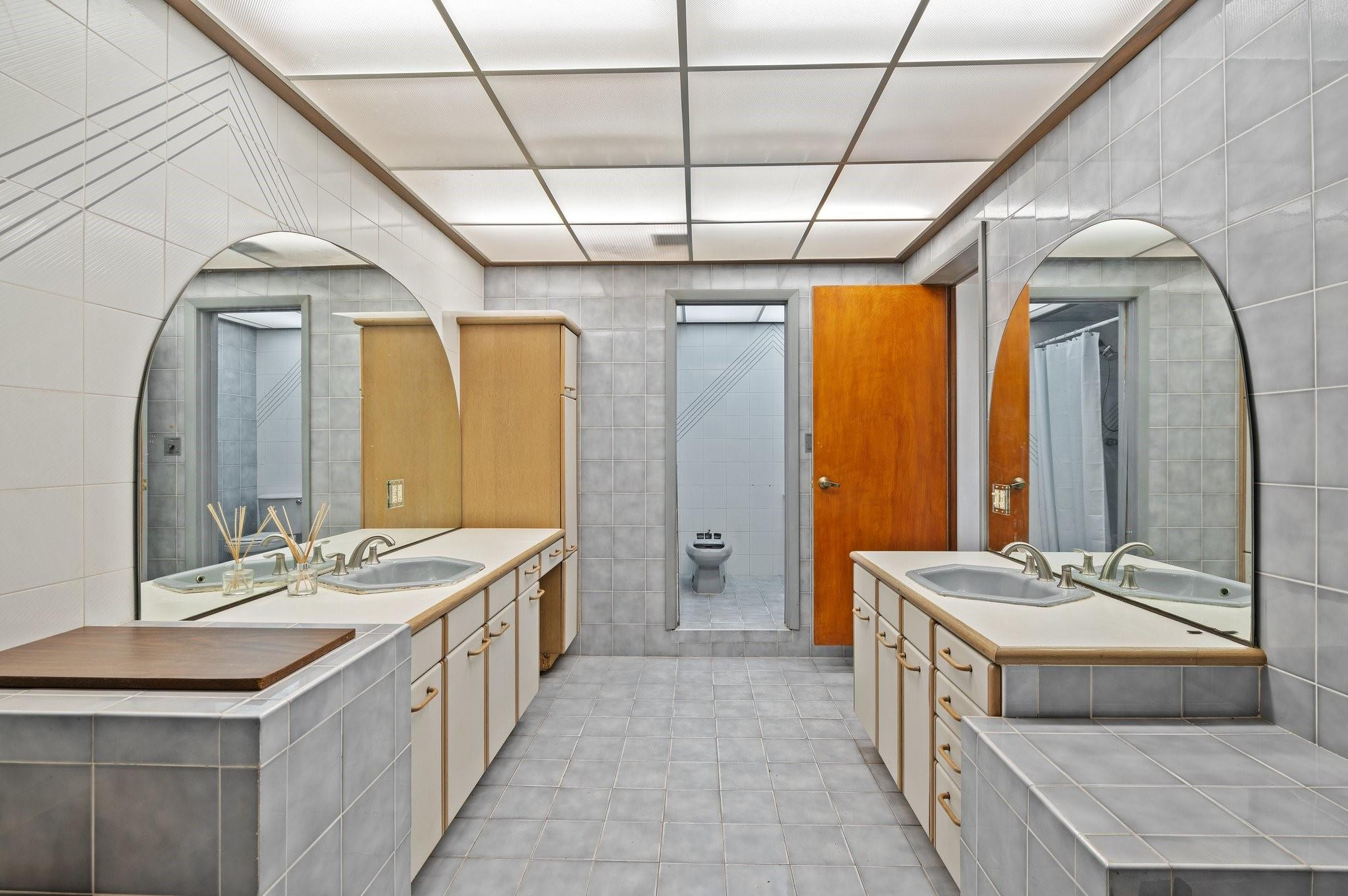 17640 Southwest 52nd Court Southwest Ranches, FL 33331 - Photo 57 of 90 DOUBLE VANITIES