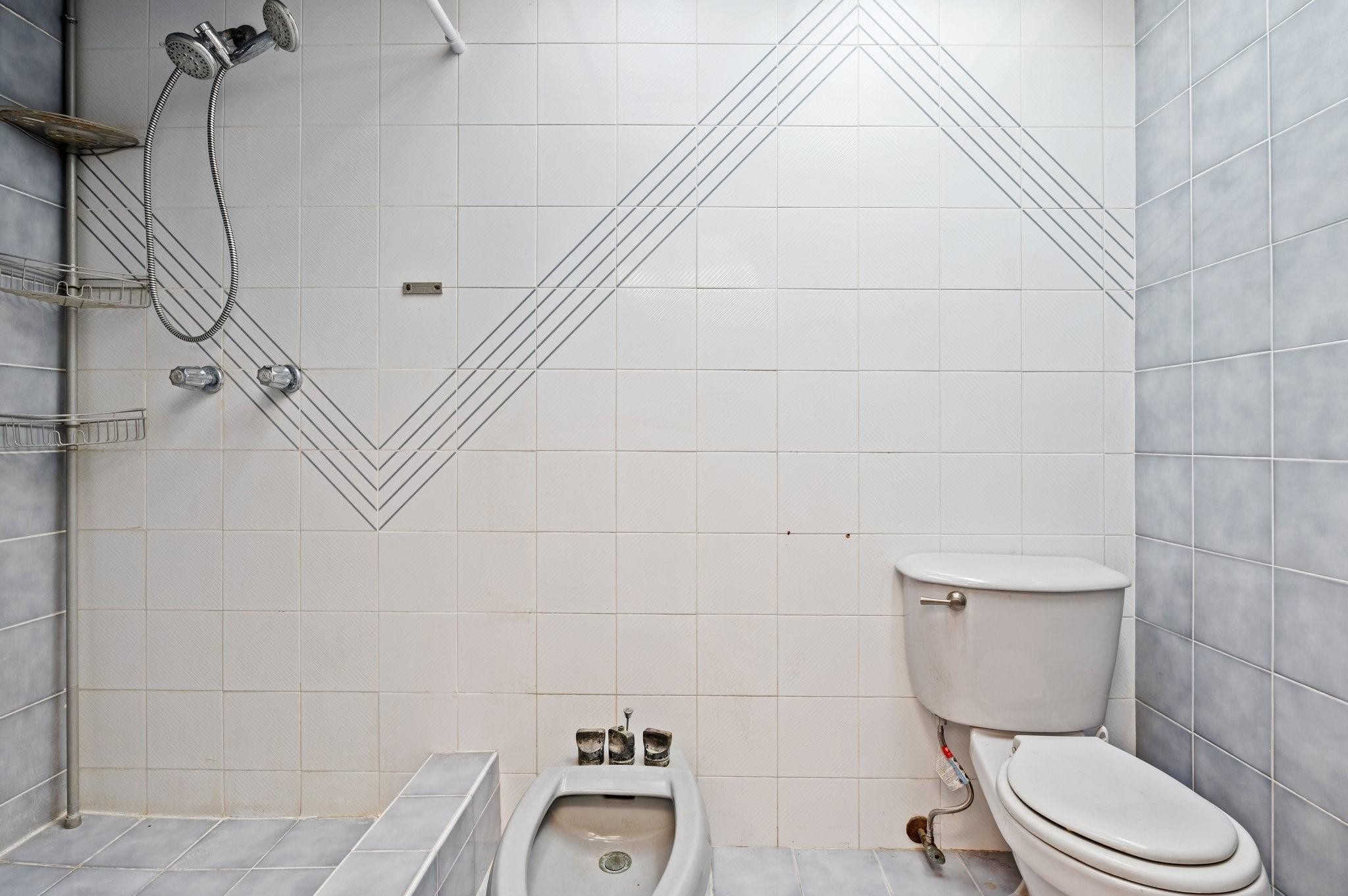 17640 Southwest 52nd Court Southwest Ranches, FL 33331 - Photo 59 of 90 WALK IN SHOWER