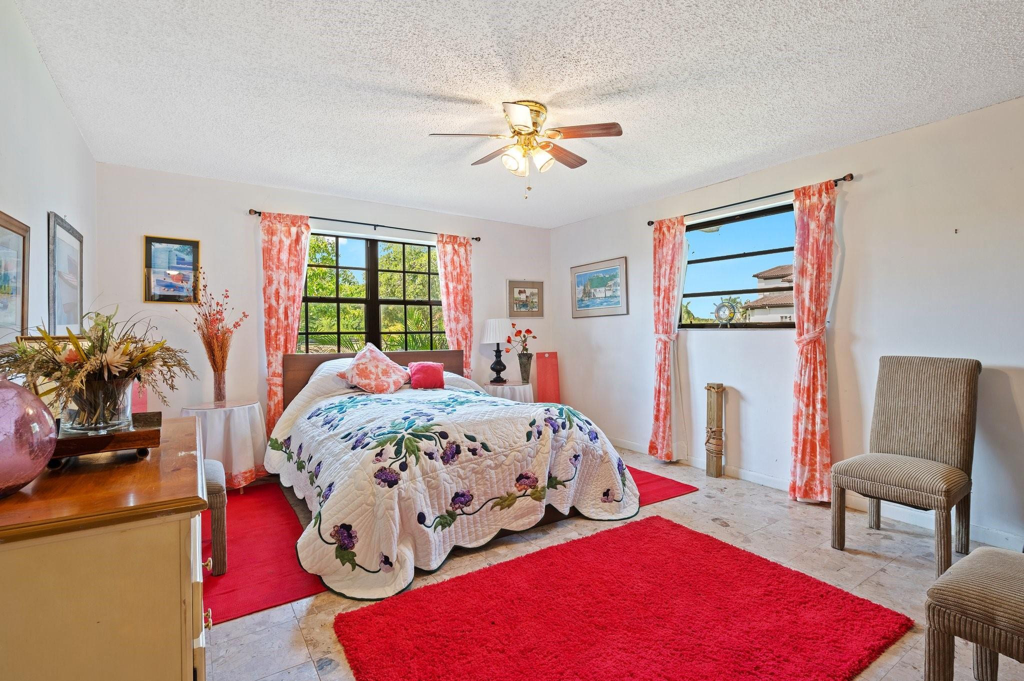 17640 Southwest 52nd Court Southwest Ranches, FL 33331 - Photo 61 of 90 3 WINDOWS FOR EXTRA NATURAL LIGHT