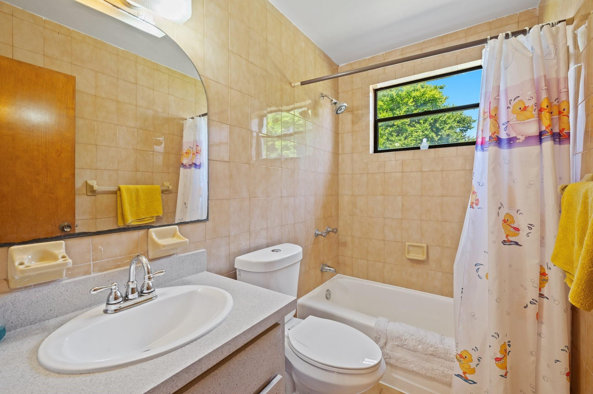 17640 Southwest 52nd Court Southwest Ranches, FL 33331 - Photo 66 of 90 3RD BATH