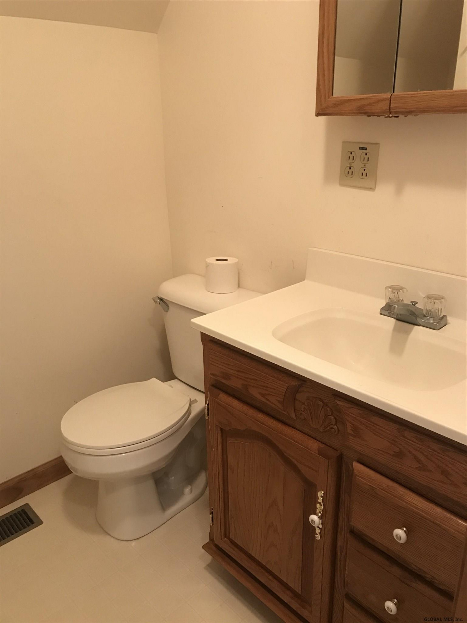 330 Ridge Road Queensbury, NY 12804 - Photo 24 of 33 Photo 25