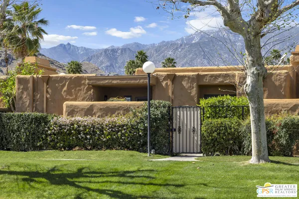 $599,000 | 4881 South Winners Circle, Unit B, Palm Springs, CA 92264