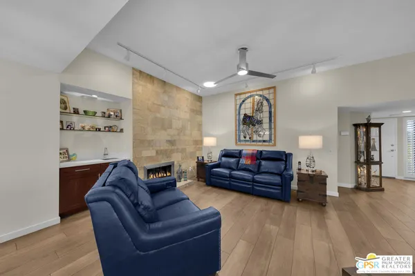 $599,000 | 4881 South Winners Circle, Unit B, Palm Springs, CA 92264