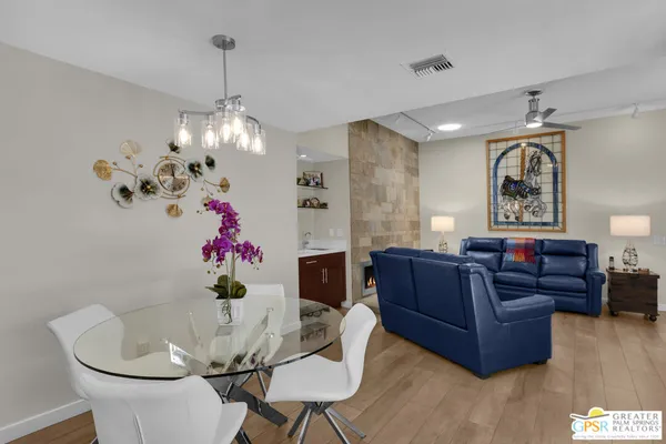 $599,000 | 4881 South Winners Circle, Unit B, Palm Springs, CA 92264