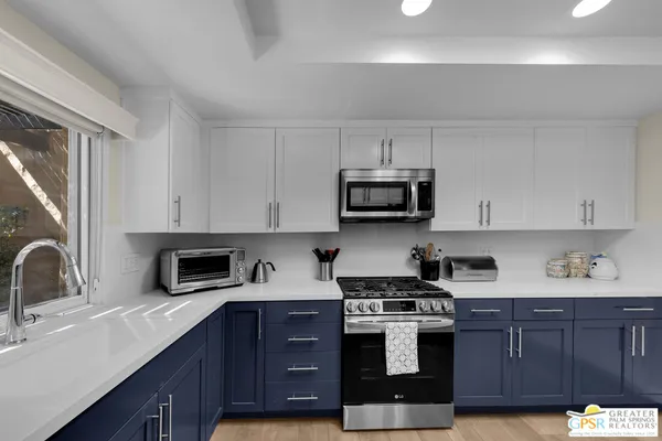 $599,000 | 4881 South Winners Circle, Unit B, Palm Springs, CA 92264