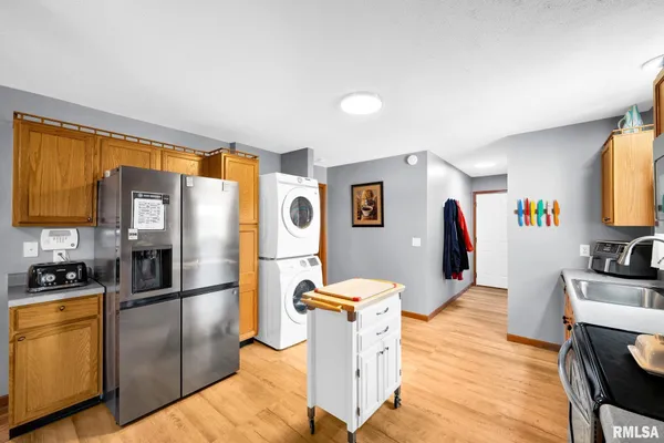 $265,000 | 901 Easy Street, Roanoke, IL 61561