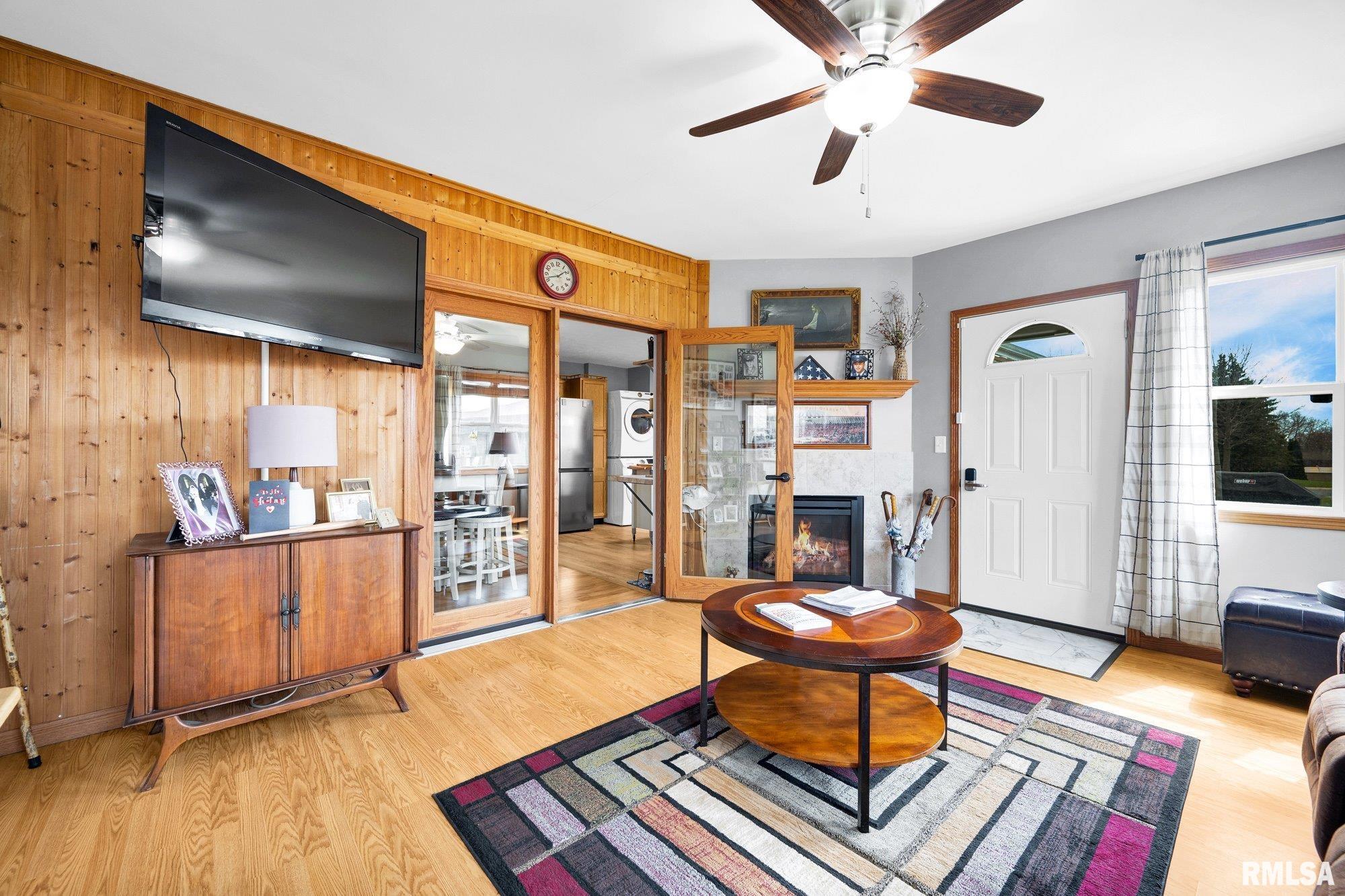 901 Easy Street Roanoke, IL 61561 - Photo 13 of 44