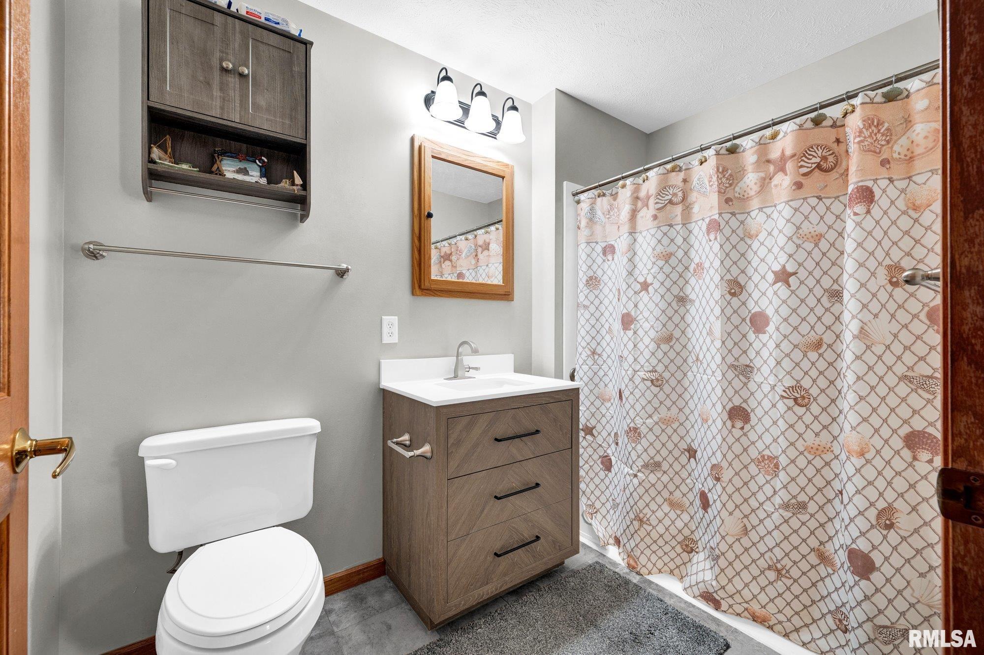 901 Easy Street Roanoke, IL 61561 - Photo 16 of 44