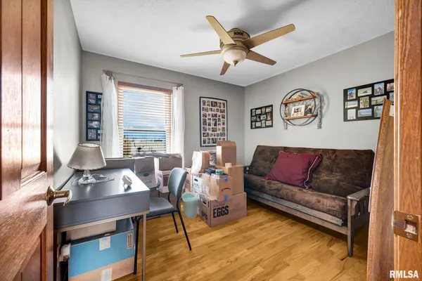 $265,000 | 901 Easy Street, Roanoke, IL 61561