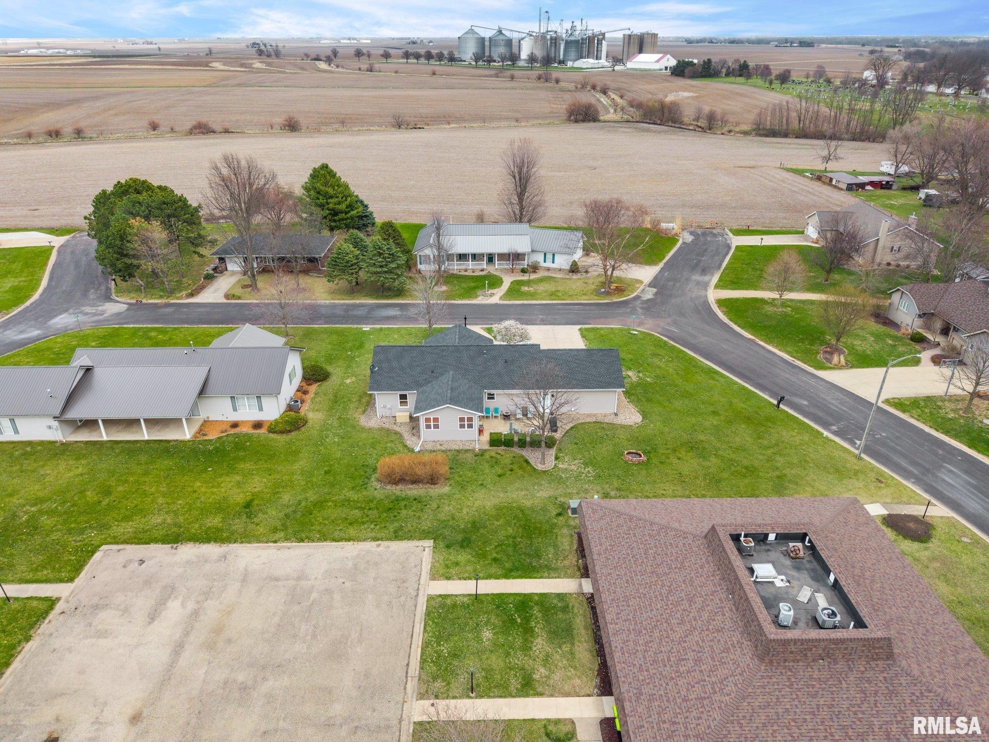 901 Easy Street Roanoke, IL 61561 - Photo 35 of 44