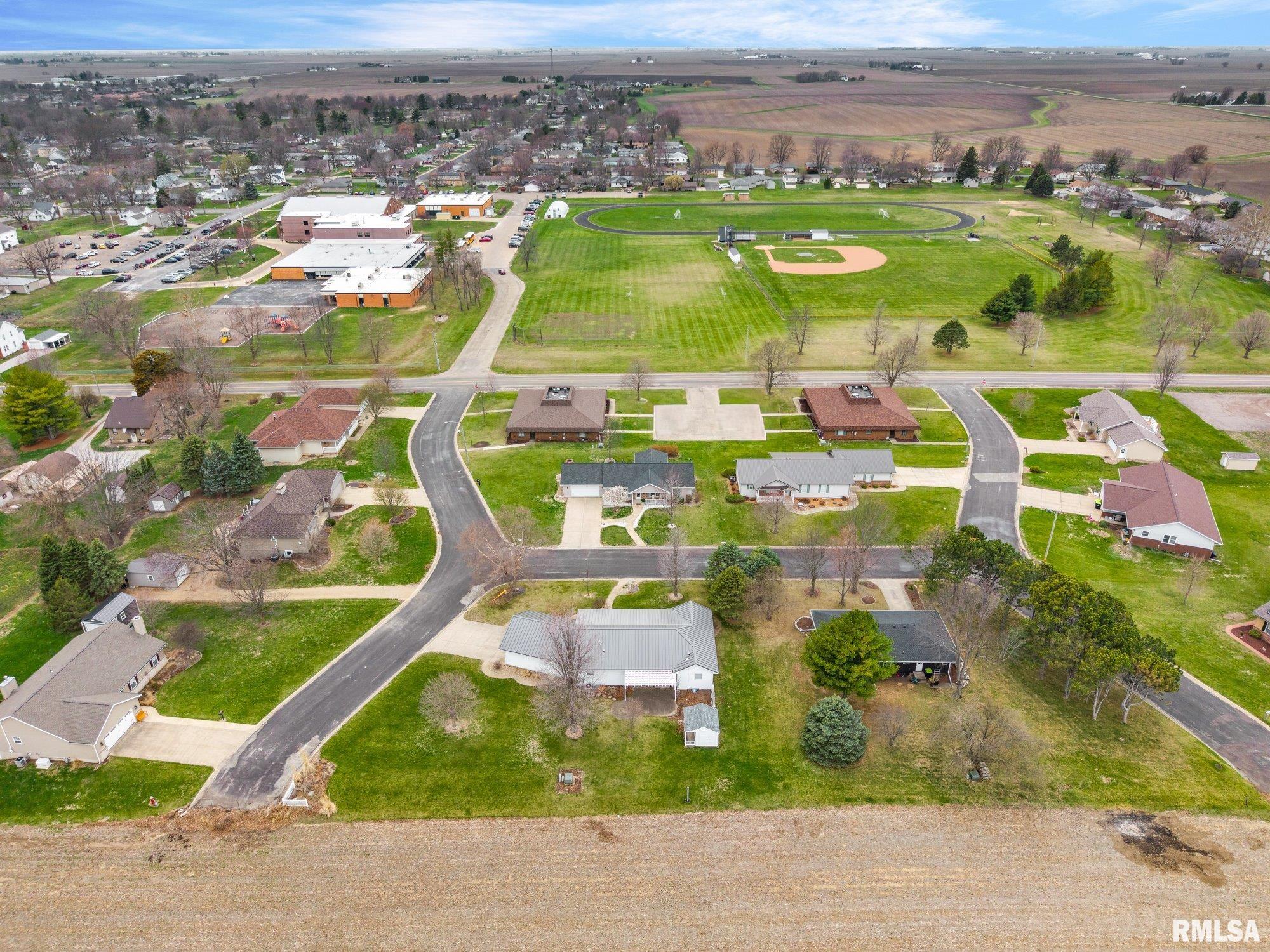 901 Easy Street Roanoke, IL 61561 - Photo 39 of 44