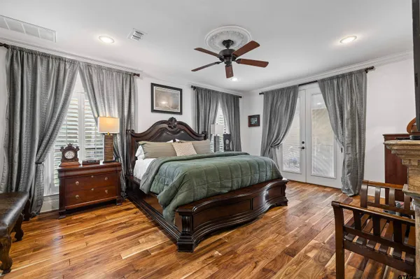 $839,900 | 742 Private Road 7219, Jefferson, TX 75657