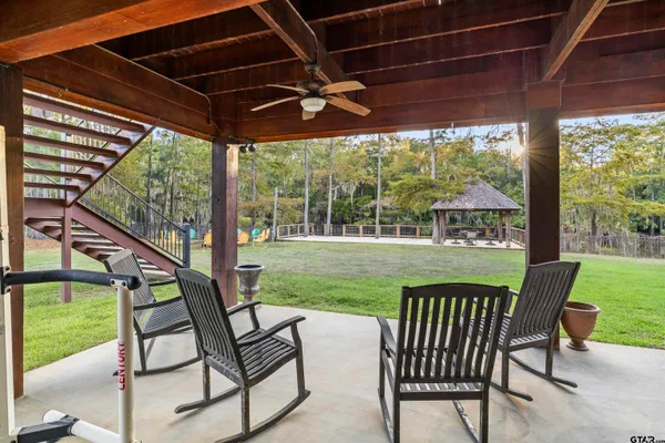 $839,900 | 742 Private Road 7219, Jefferson, TX 75657