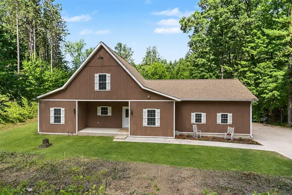 $549,000 | 9370 Alex Drive, Richland, MI 49083