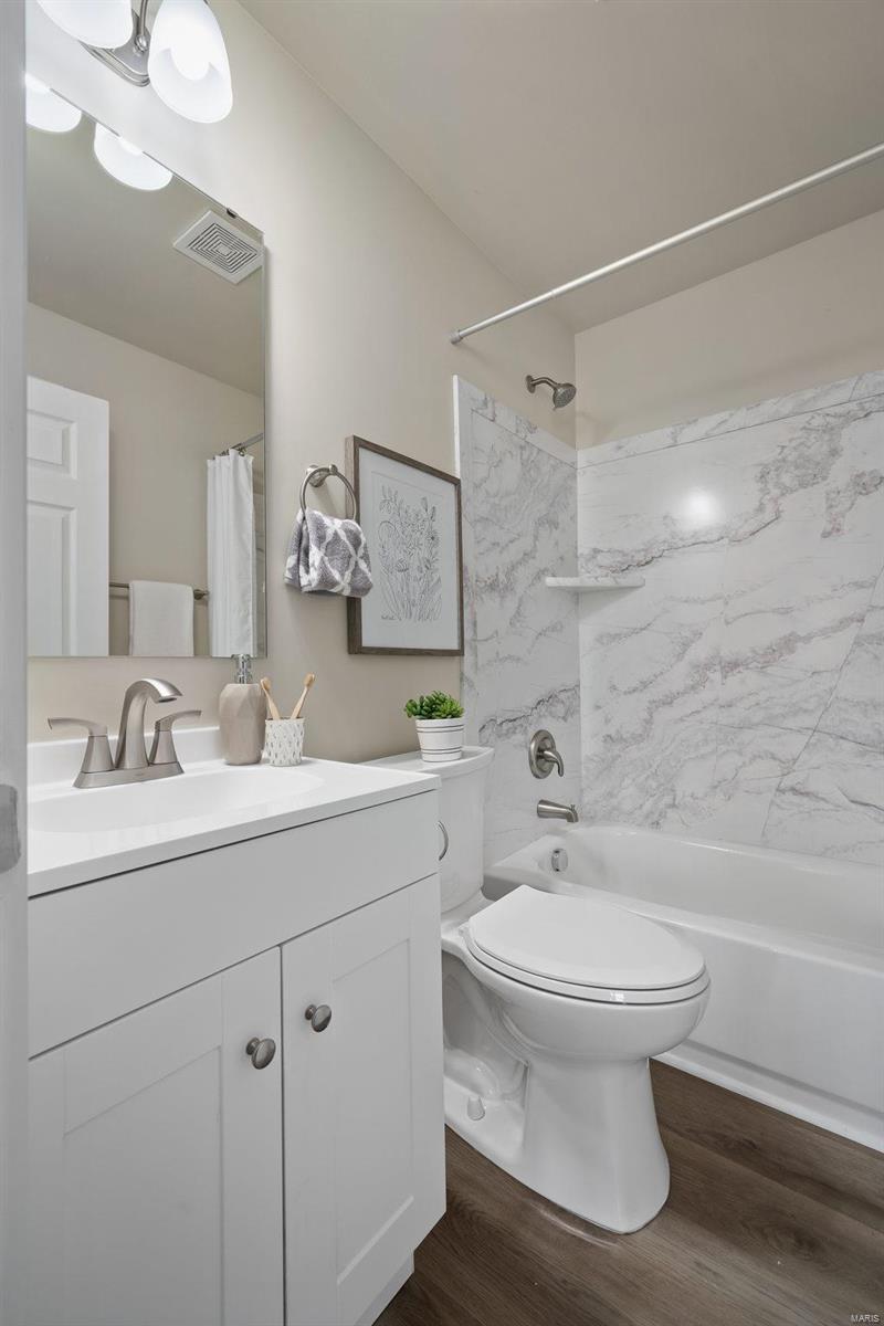10544 Lackland Road St. Louis, MO 63114 - Photo 13 of 17 Gallery Image 13