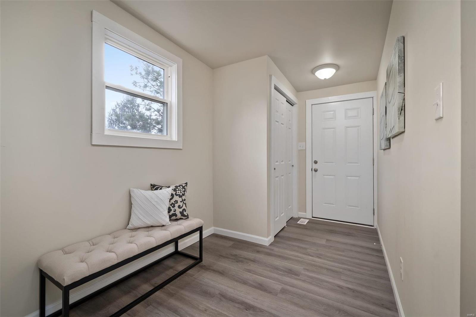 10544 Lackland Road St. Louis, MO 63114 - Photo 16 of 17 Gallery Image 16