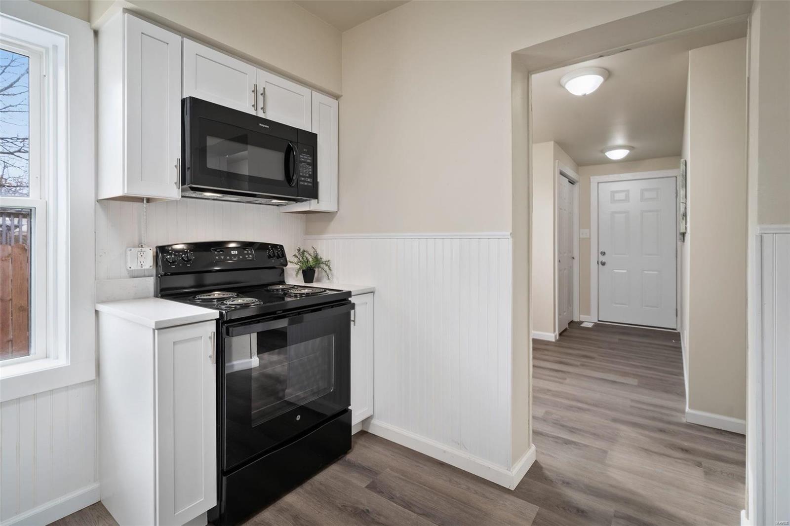 10544 Lackland Road St. Louis, MO 63114 - Photo 8 of 17 Gallery Image 8