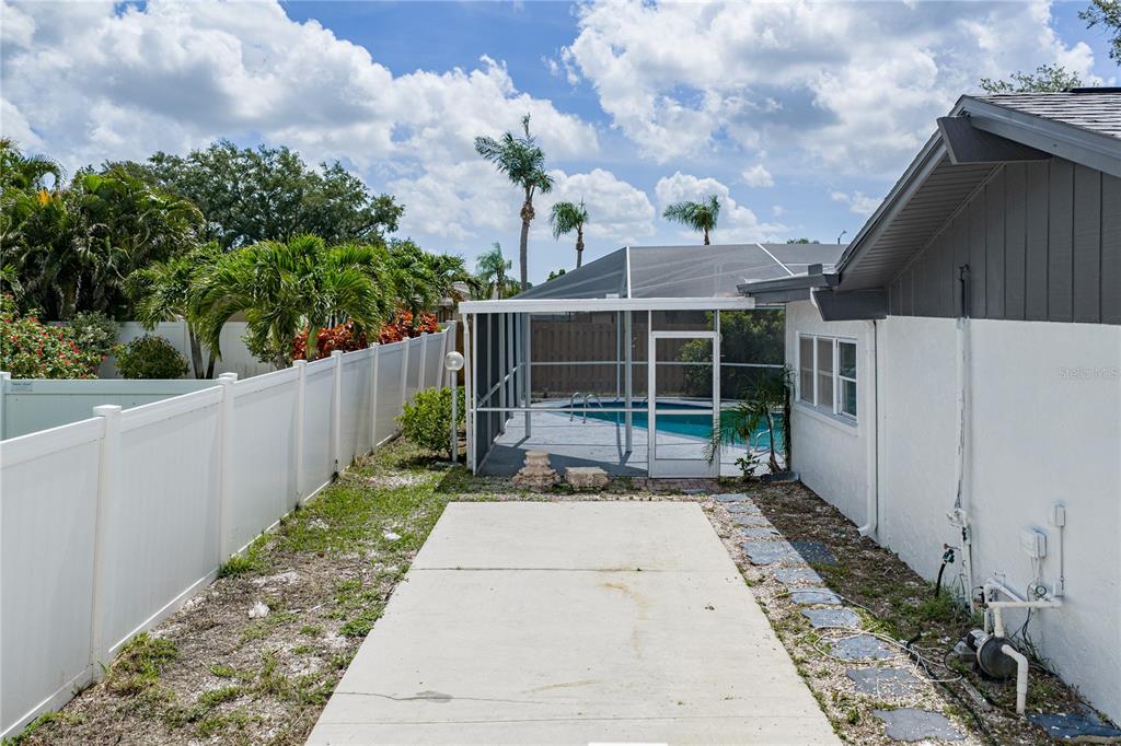 9305 120th Lane Seminole, FL 33772 - Photo 77 of 89