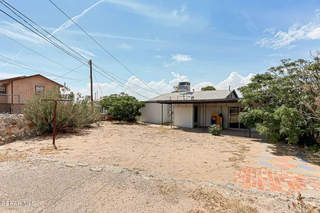 $210,000 | 2004 Howze Street, El Paso, TX 79903