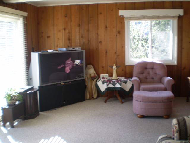 9064 East Koher Road South Syracuse, IN 46567 - Photo 6 of 10 Gallery Image 6