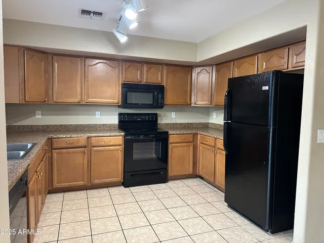 $2,200 | 2847 South 160th Lane, Goodyear, AZ 85338