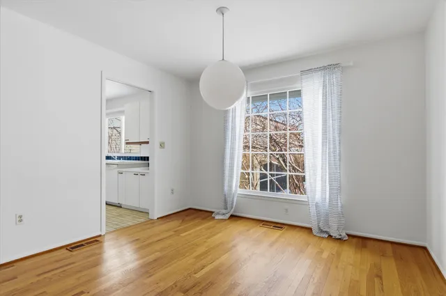 $3,200 | 1510 Barnard Road, Ann Arbor, MI 48103