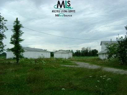 7791 Millard Road Yale, MI 48097 - Photo 3 of 7 282369-2.JPG