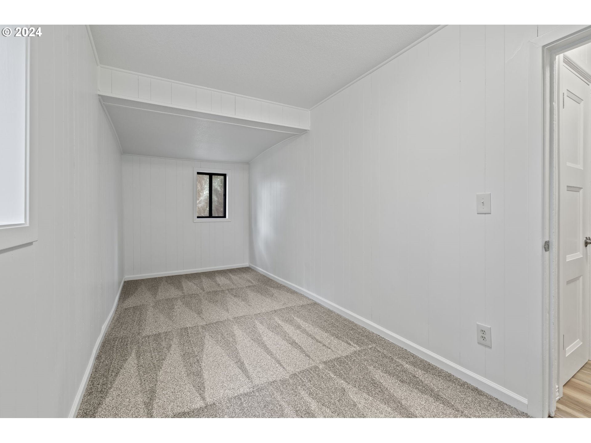 1050 Ruge Street Northwest Salem, OR 97304 - Photo 25 of 41 Gallery Image 25