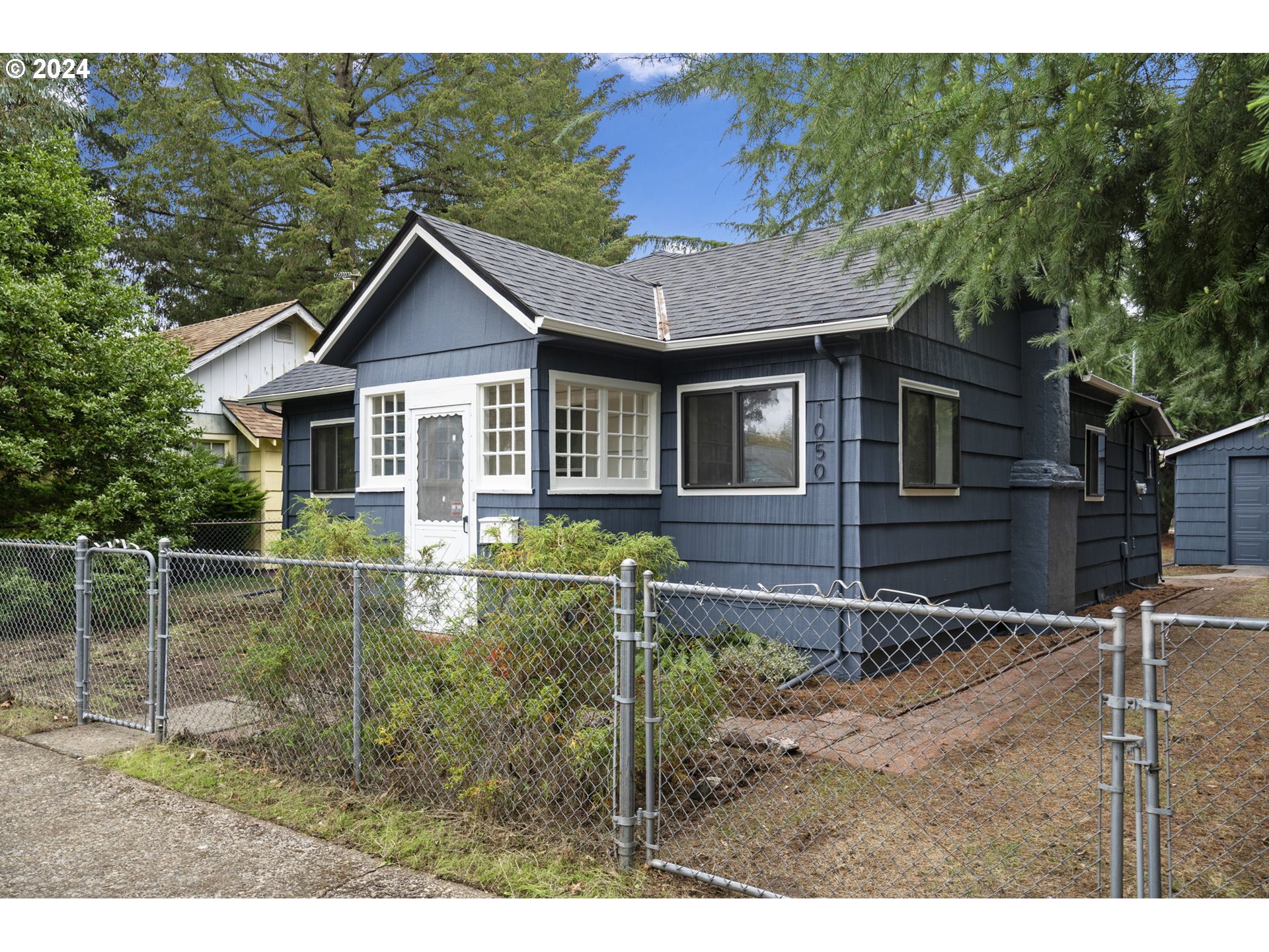 1050 Ruge Street Northwest Salem, OR 97304 - Photo 3 of 41 Gallery Image 3