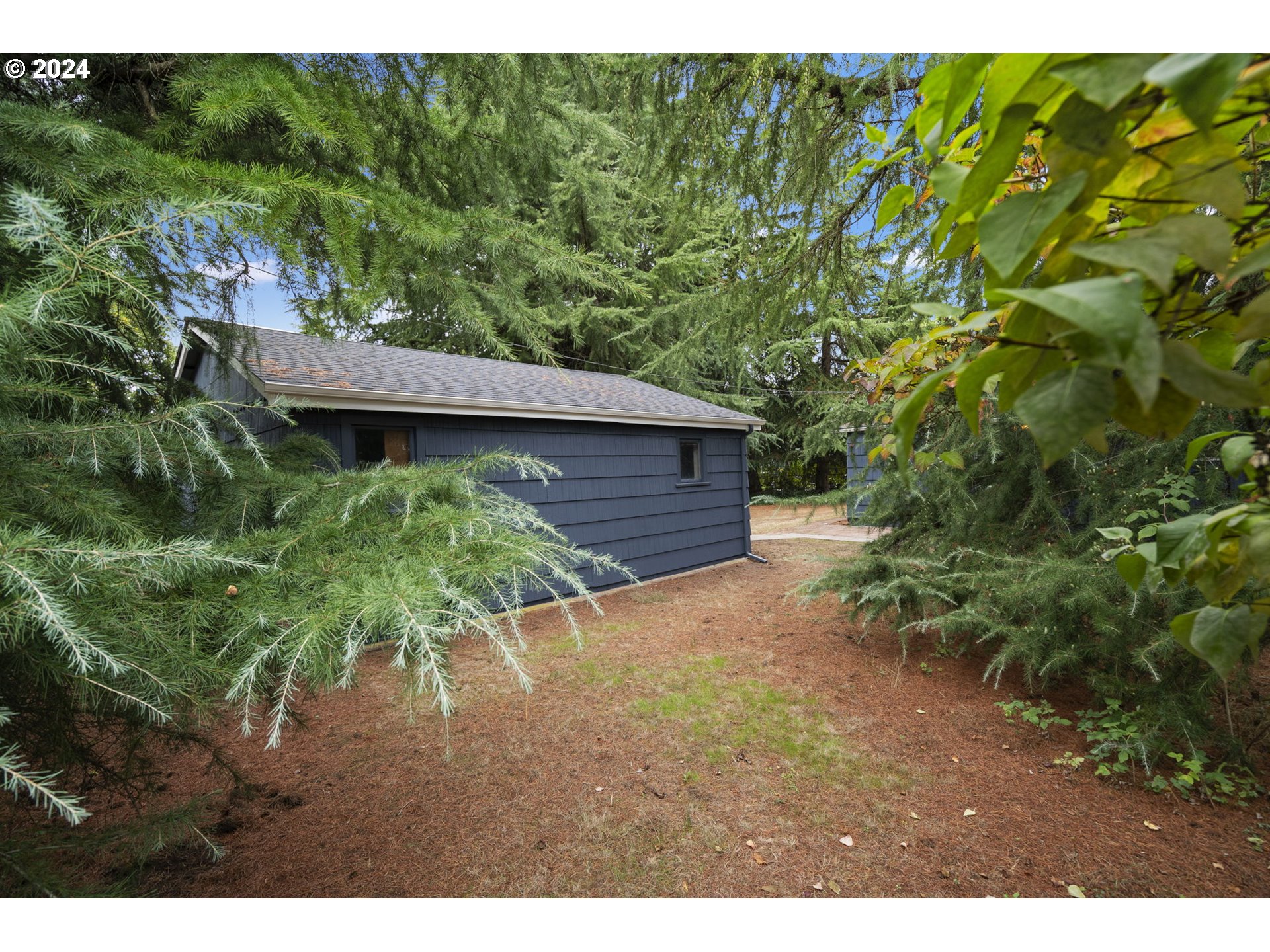 1050 Ruge Street Northwest Salem, OR 97304 - Photo 33 of 41 Gallery Image 33