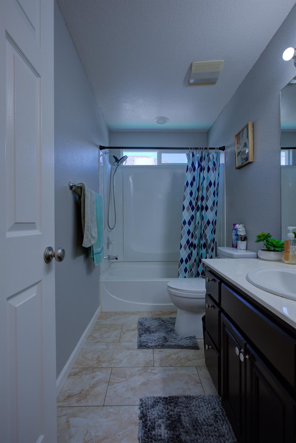 1901 St Sebastian Way Modesto, CA 95358 - Photo 38 of 48 Gallery Image 38