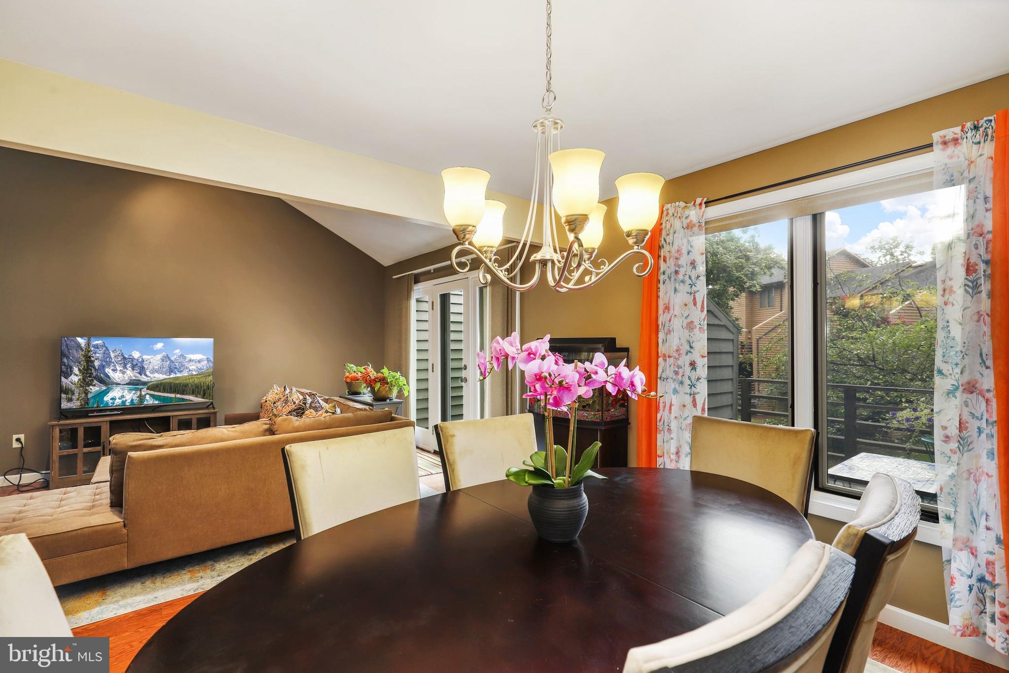 5603 Suffield Court Columbia, MD 21044 - Photo 8 of 52