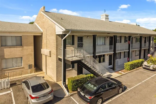 $190,000 | 1250 South Denning Drive, Unit 109, Winter Park, FL 32789