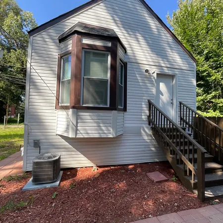$1,225 | 6508 South Carpenter Street, Unit 3, Chicago, IL 60621