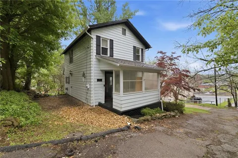 $135,000 | 218 Cottage Street, New Castle, PA 16101