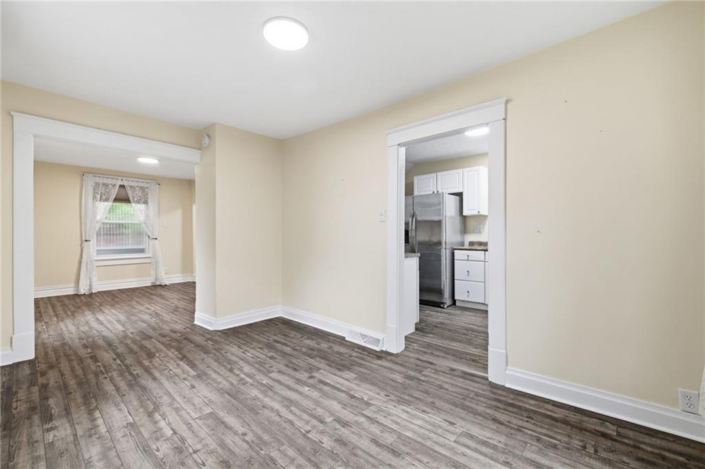 218 Cottage Street New Castle, PA 16101 - Photo 12 of 33
