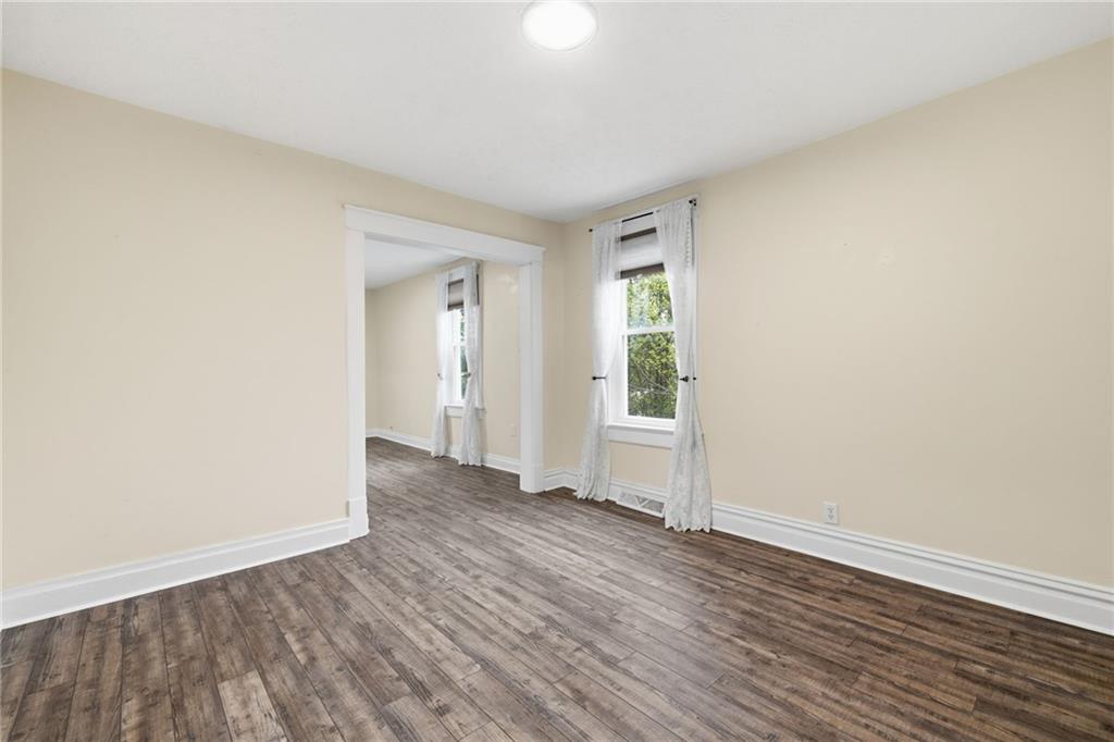 218 Cottage Street New Castle, PA 16101 - Photo 7 of 33