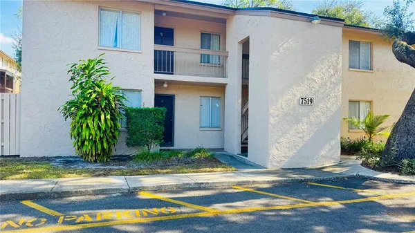 $1,500 | 7519 Pitch Pine Circle, Unit 171, Tampa, FL 33617