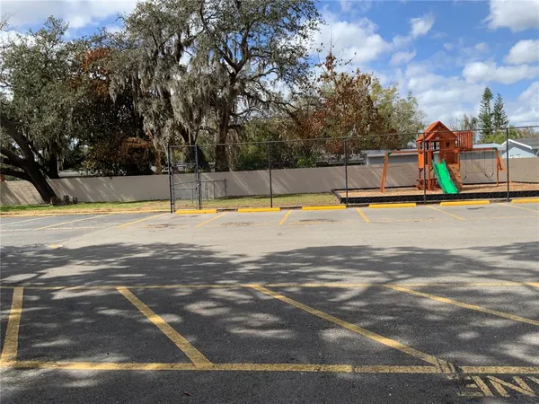 $1,500 | 7519 Pitch Pine Circle, Unit 171, Tampa, FL 33617