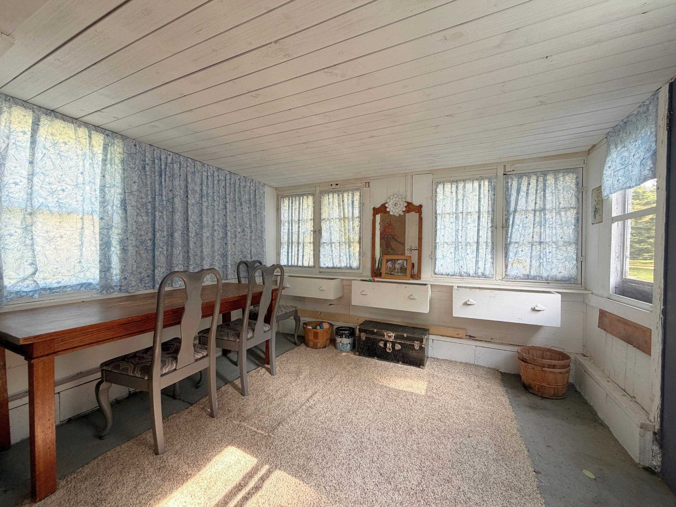 1079 West Moore Road Saginaw, MI 48601 - Photo 50 of 63 50211118-4c343232-f5b7-4f14-8c9a-51aed727360c.JPG