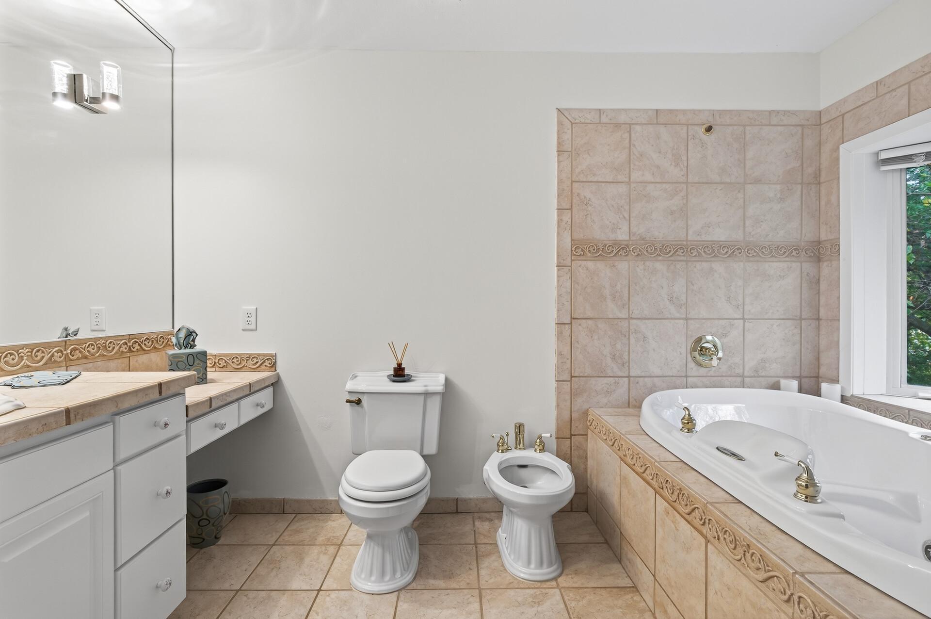 7182 Emerald Lane Eden Prairie, MN 55346 - Photo 16 of 38