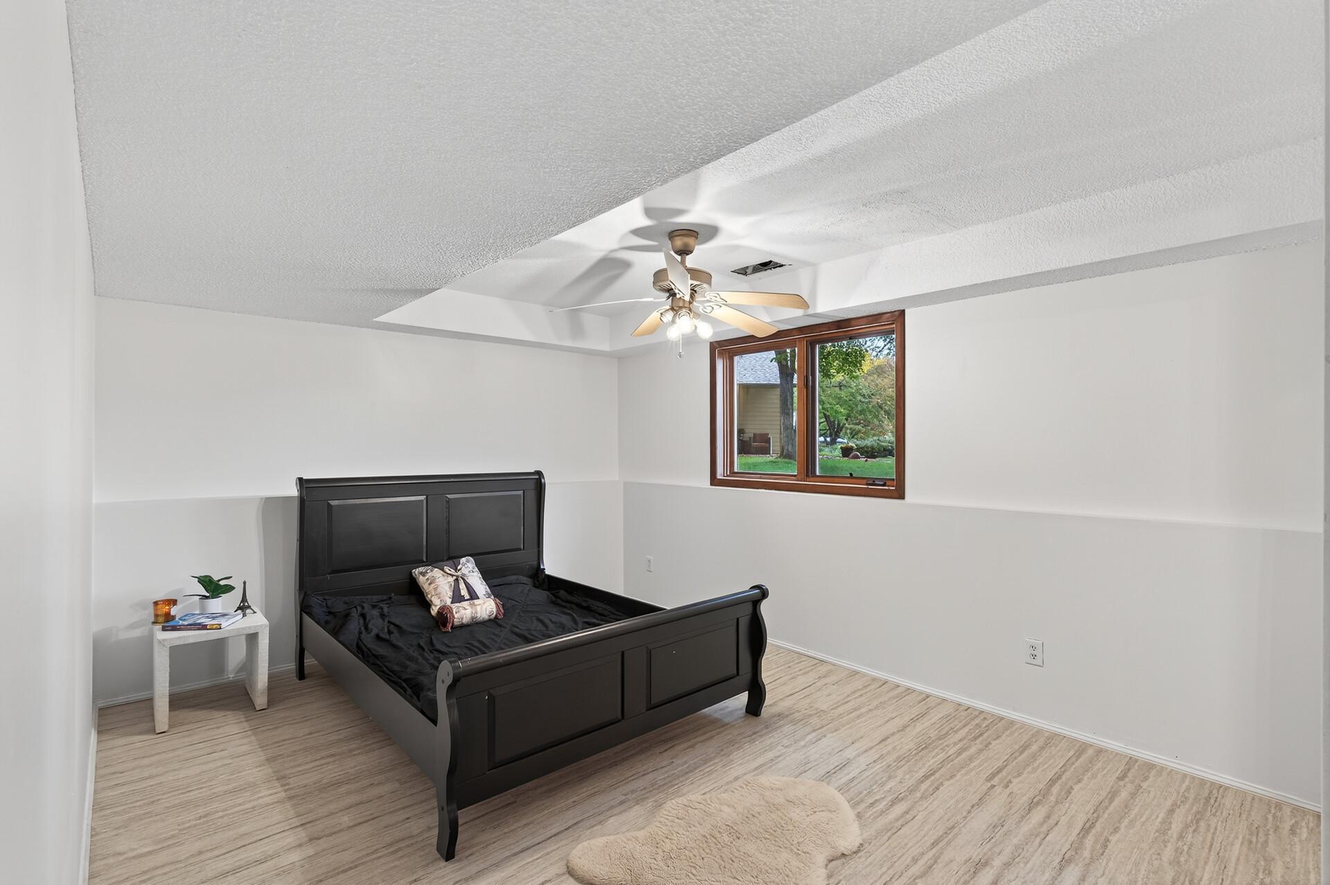 7182 Emerald Lane Eden Prairie, MN 55346 - Photo 17 of 38