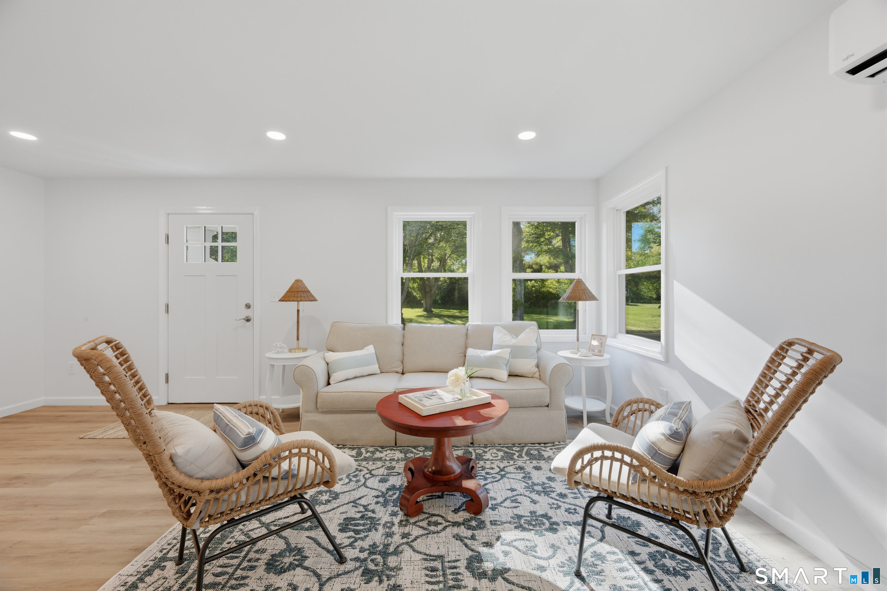 52 Chalker Beach Road Old Saybrook, CT 06475 - Photo 7 of 32 Living room