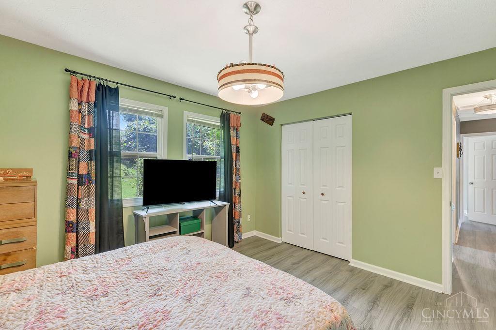2543 Topeka Street Cincinnati, OH 45231 - Photo 15 of 24