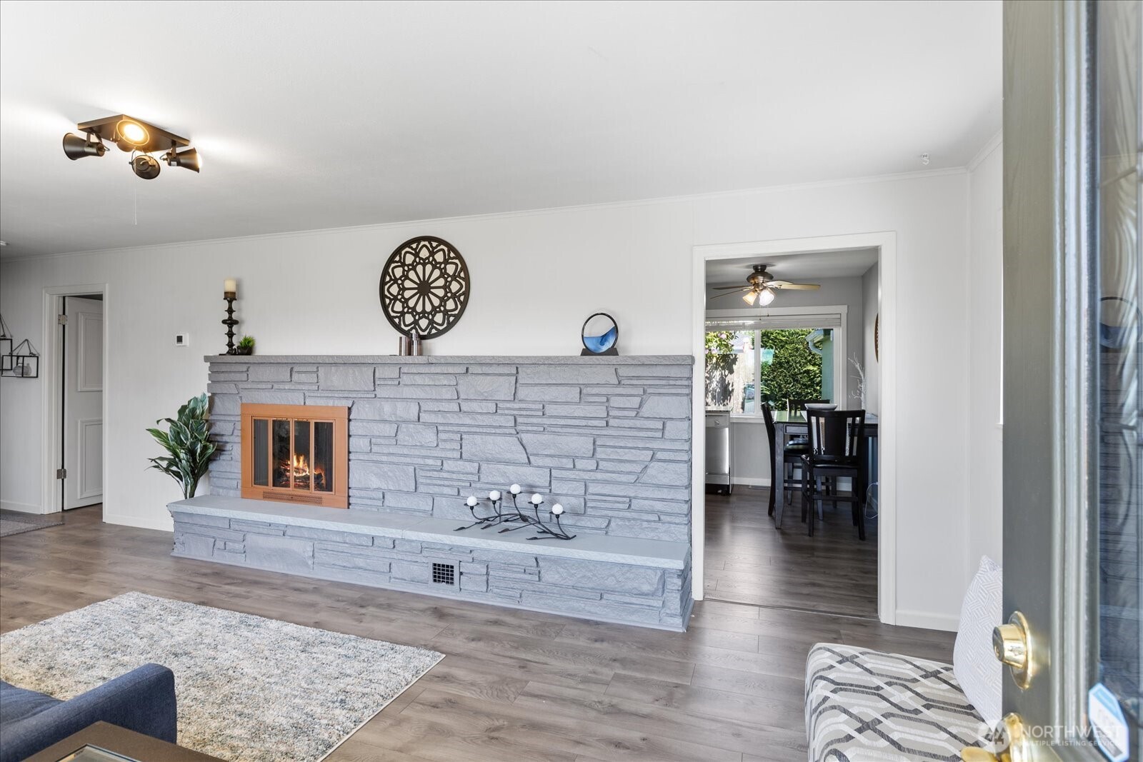 626 Legion Drive Everett, WA 98201 - Photo 16 of 38 a living room with furniture and a fireplace